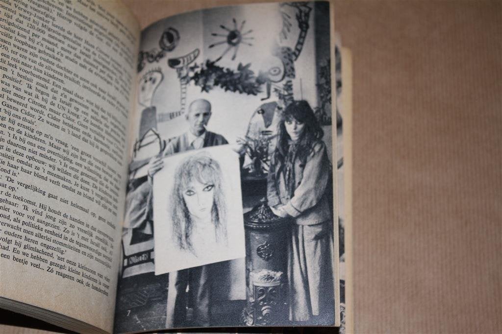 Bibeb in Holland., Boeken, Ophalen of Verzenden, Gelezen