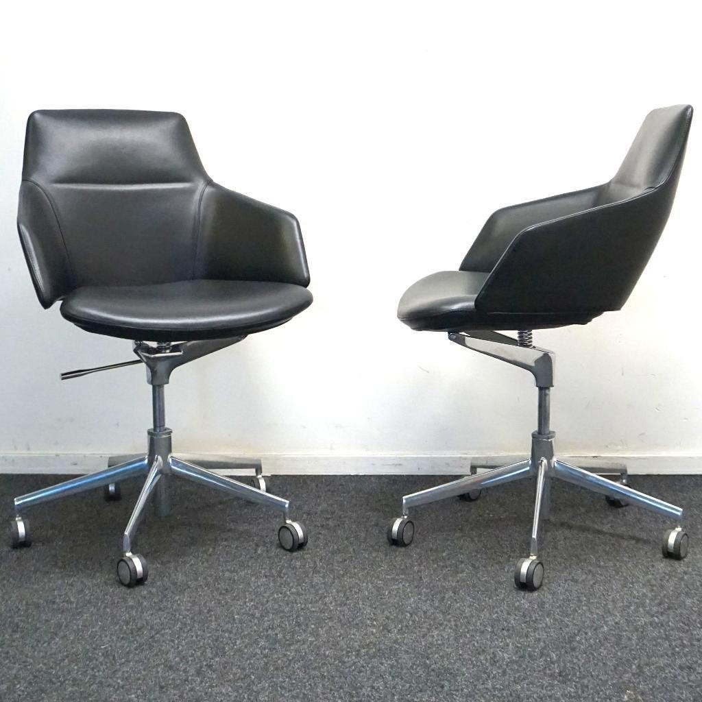 Arper Aston Design Stoelen | Verrijdbaar | Zwart Leer, Huis en Inrichting, Gebruikt, -, Zwart, -
