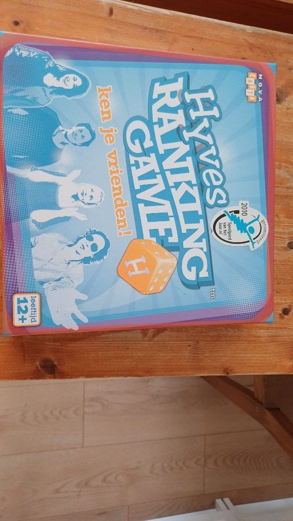 Hyves ranking game, Hobby en Vrije tijd, Een of twee spelers, Ophalen of Verzenden, Gebruikt, Nova Carta