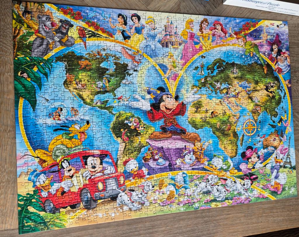 Disney puzzel Ravensburger 1000 stukjes, Ophalen of Verzenden, 500 t/m 1500 stukjes, Zo goed als nieuw