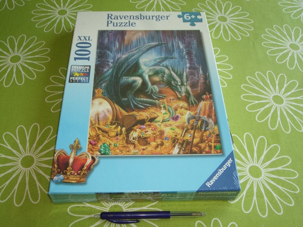 Nieuw in seal: Het hol van de draak puzzel - 100 XXL stukjes, Hobby en Vrije tijd, Ophalen of Verzenden, Minder dan 500 stukjes