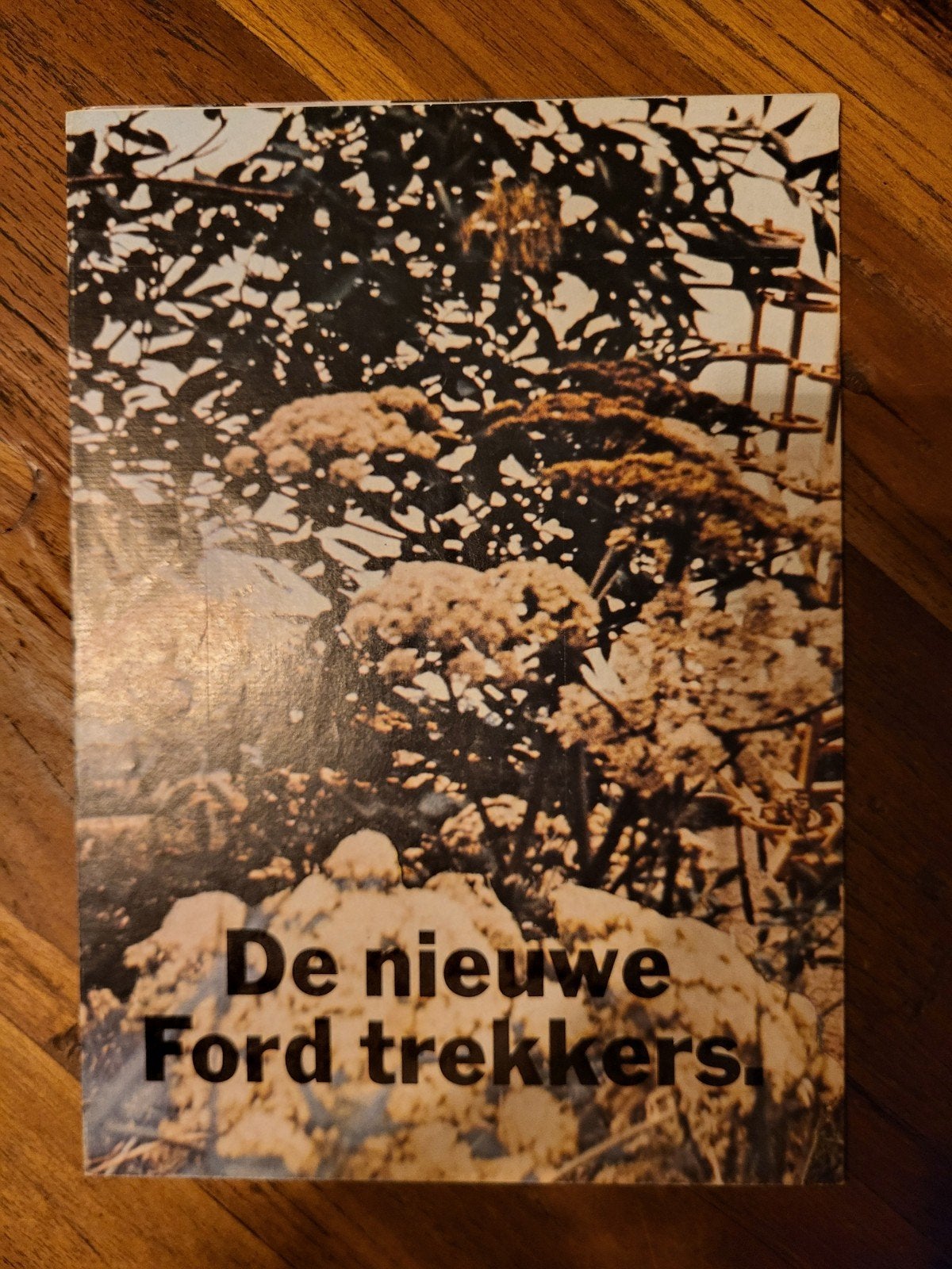 tractor folder de nieuwe Ford trekkers, Boeken, Catalogussen en Folders, Ophalen of Verzenden