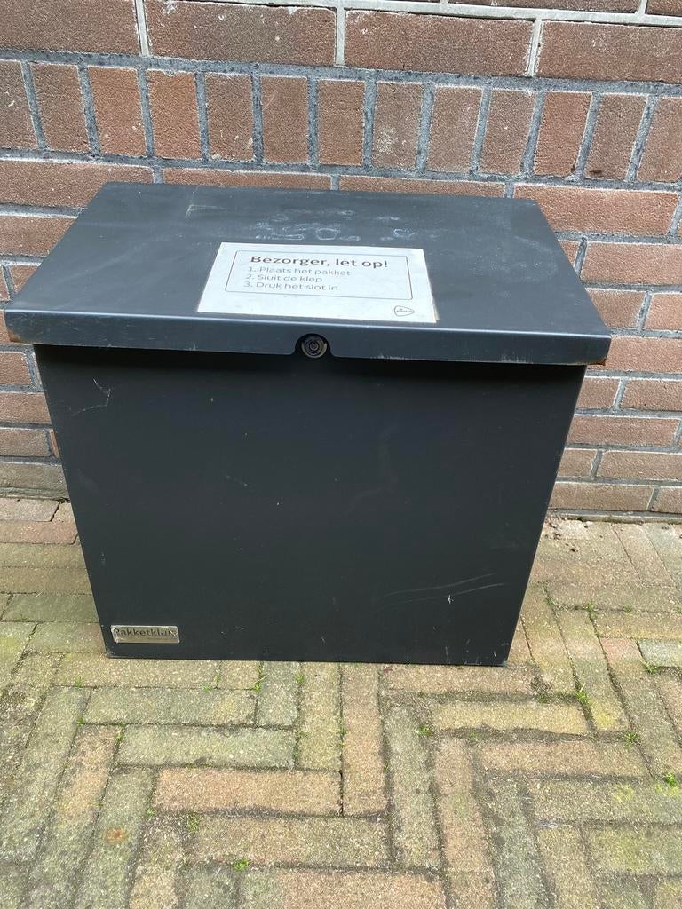 Pakketbus, veilig pakketten ontvangen, Ophalen, Gebruikt, Metaal, Overige typen
