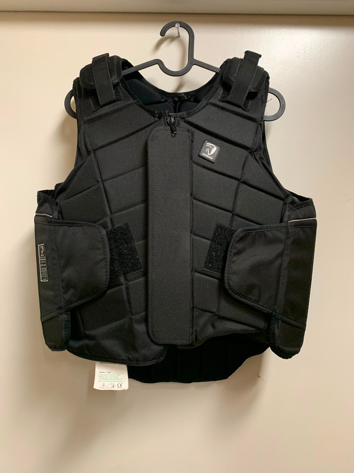 Horka Bodyprotector Adult M zwart, Dieren en Toebehoren, Paardrijkleding, Ophalen of Verzenden, Zo goed als nieuw, Springen, Bovenkleding