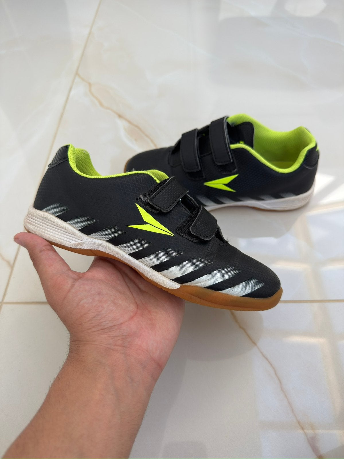 Dutchy Indoor Gymschoenen / Sportschoenen - Maat 34, Ophalen of Verzenden, Zo goed als nieuw, Overige typen, Overige merken