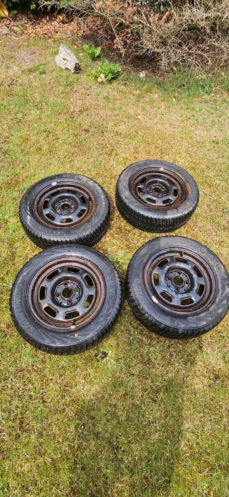 Vredestein Snowtrac 3 Winterbanden 185/60R14 82T M&S, Auto-onderdelen, Banden en Velgen, Ophalen, 14 inch, Gebruikt, Banden en Velgen