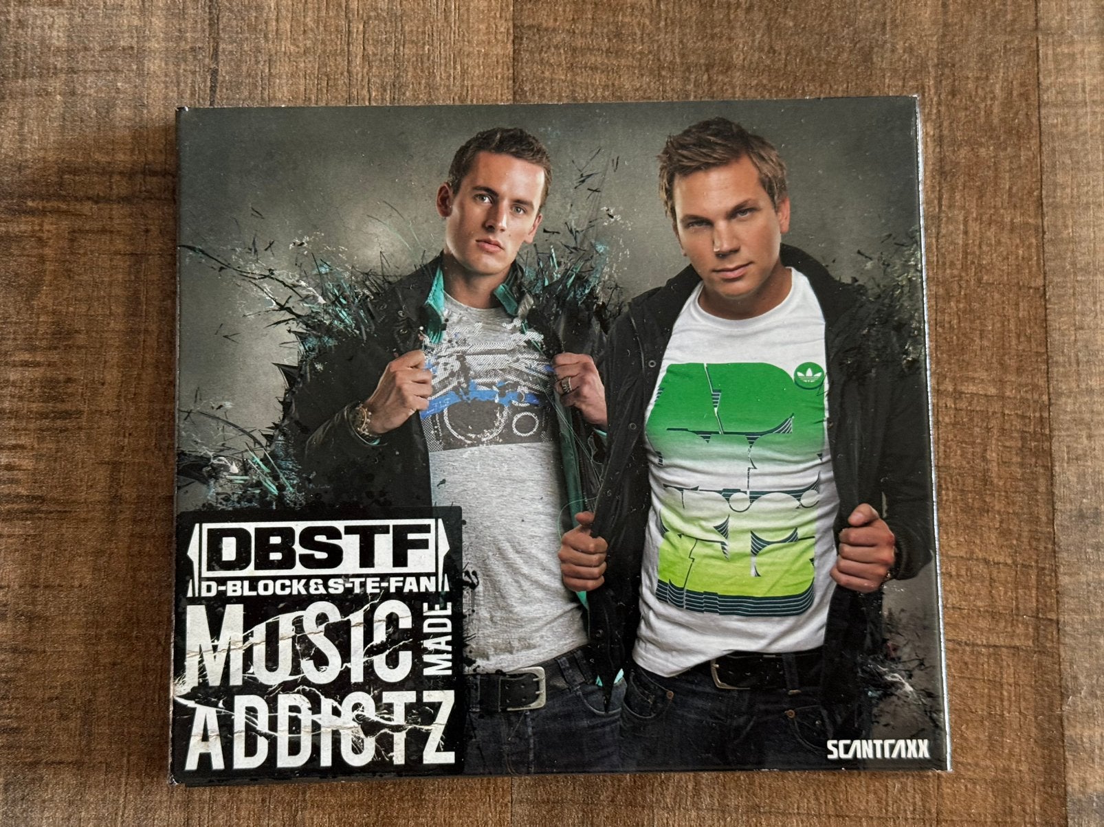 D-Block & S-te-Fan - Music Made Addictz 2009 Hardstyle Cd, Ophalen of Verzenden, Zo goed als nieuw