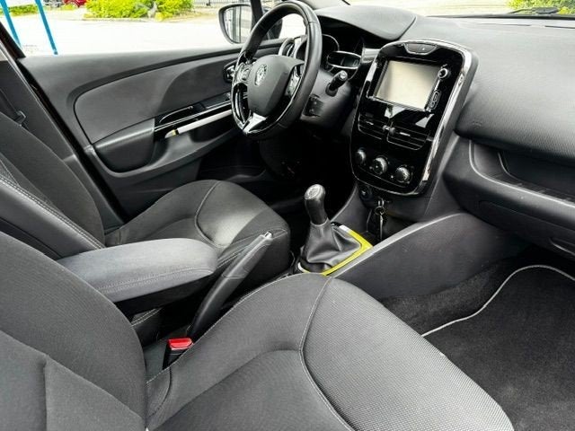 Renault Clio 0.9 TCe 5deurs Expression Edition Brun Airco,Cr, Voorwielaandrijving, Stof, Zwart, 540 kg