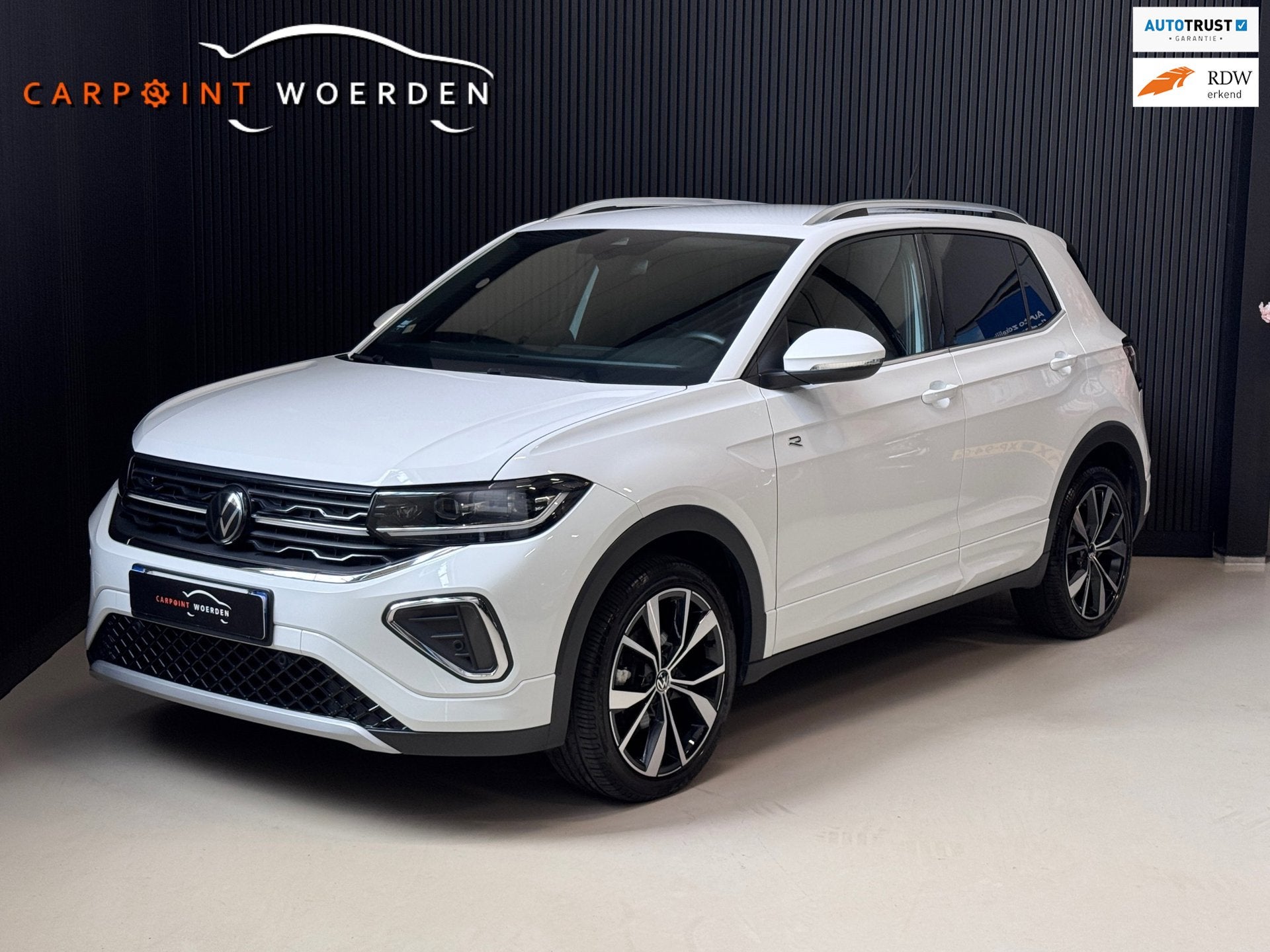 Volkswagen T-Cross 1.5 TSI 3X R-Line | IQ LIGHT | CAM | KEYL, Auto's, Dealer onderhouden, T-Cross, Zwart, 4 cilinders