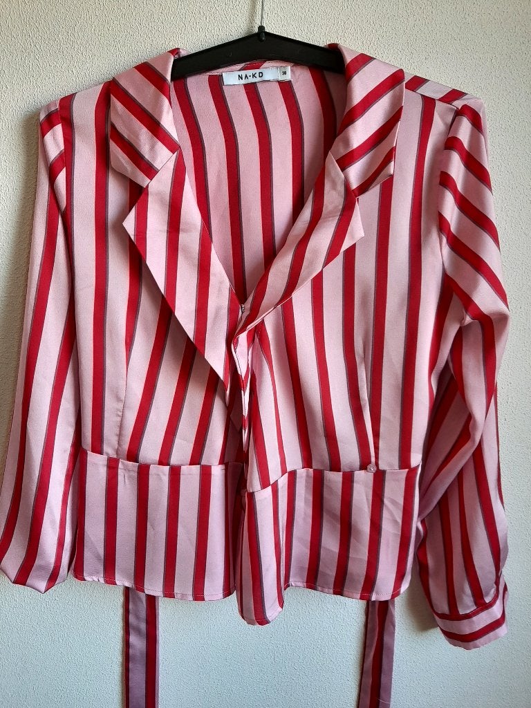 NA-KD Blouse Maat 38 Rood/Wit Gestreep als Nieuw, Maat 38/40 (M), NA-KD, Meerkleurig, Ophalen of Verzenden