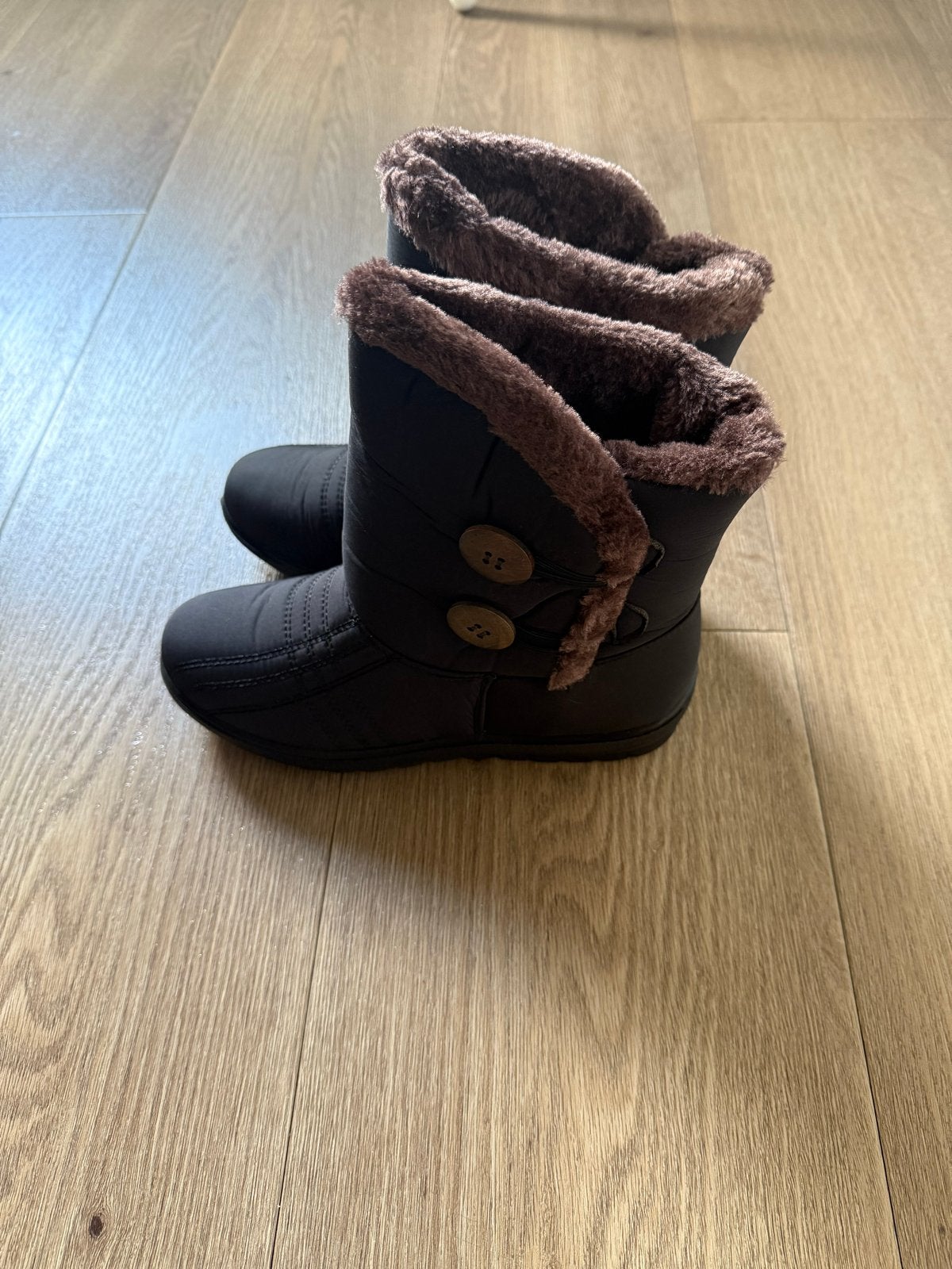 Warme winterlaarzen met bontvoering, Ophalen of Verzenden, Zo goed als nieuw, Zwart, Lage of Enkellaarzen
