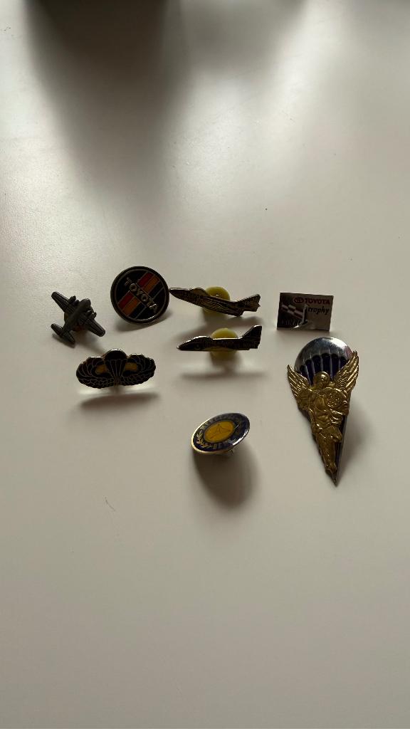 Vintage buttons, Verzamelen, Speldjes, Pins en Buttons, Ophalen of Verzenden, Zo goed als nieuw, Overige onderwerpen, Speldje of Pin