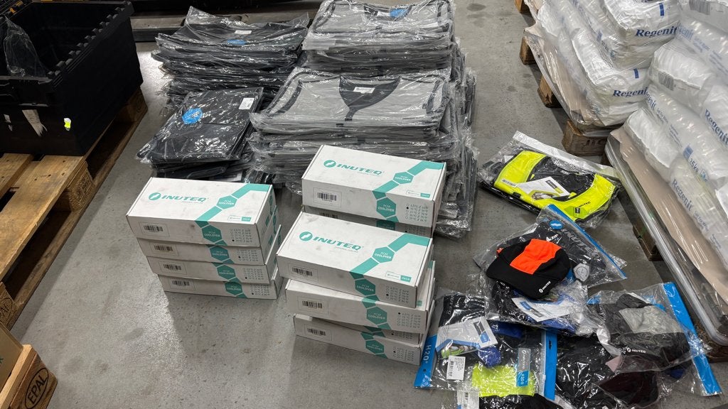 Nieuwe partij INUTEQ cooling kleding - 188 stuks, Motoren, Kleding | Motorkleding, Overige typen, Dames, Heren, Kinderen, Nieuw met kaartje