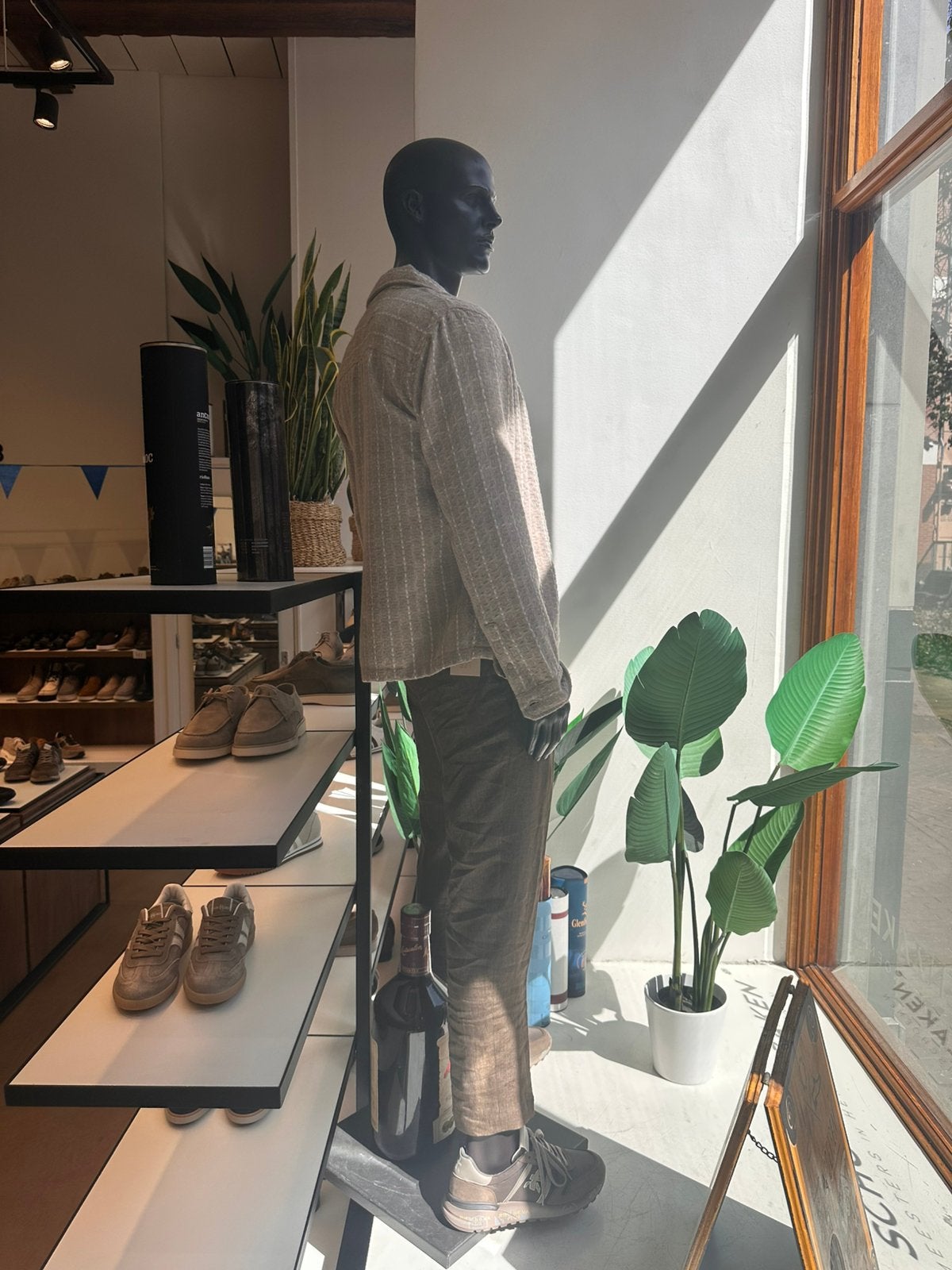 Paspop etalage winkel zwart, Ophalen