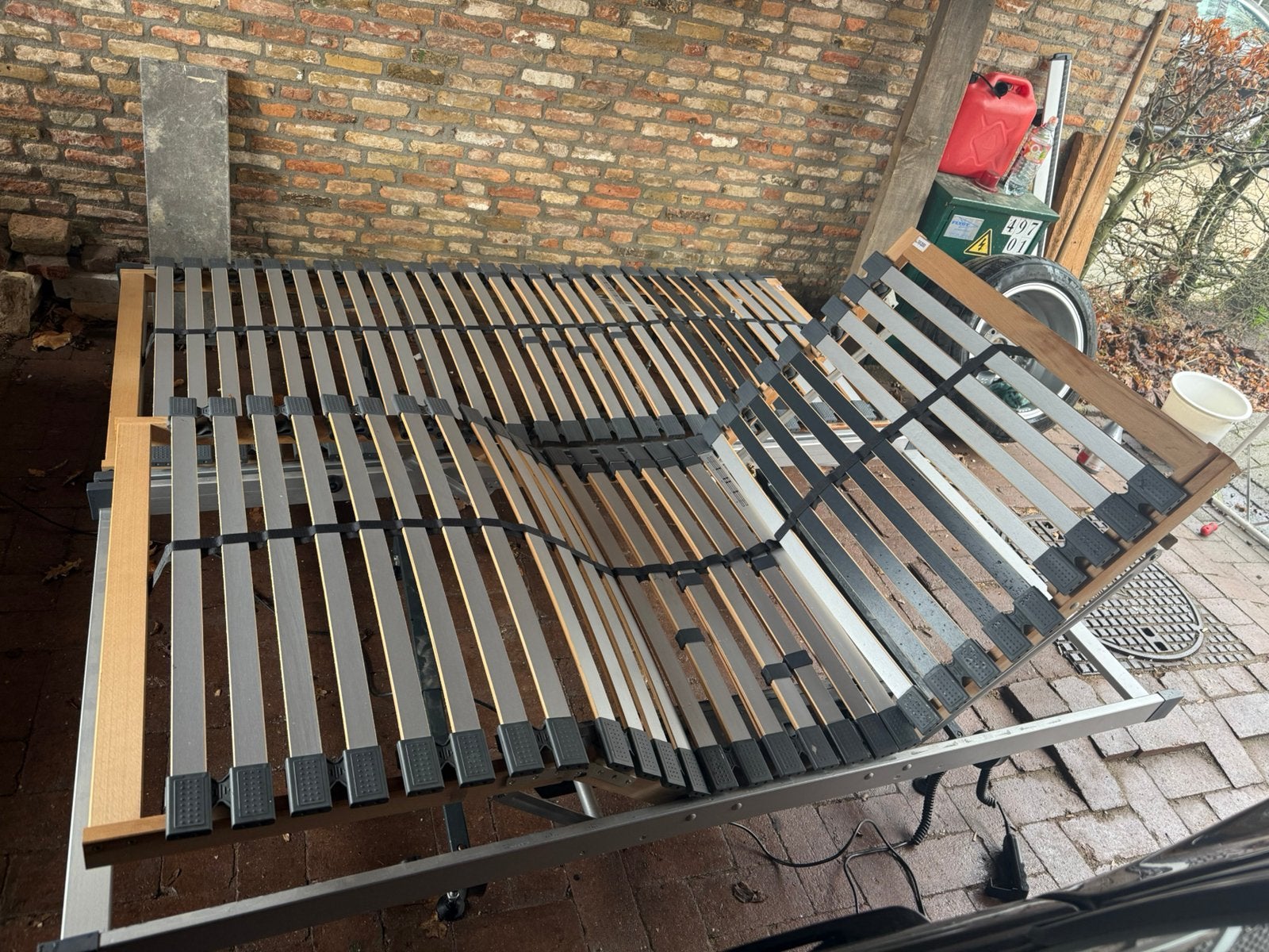 Dewert Duomat 5 elektrisch verstelbare lattenbodem 180x200, Ophalen, Zo goed als nieuw, Tweepersoons, 180 cm