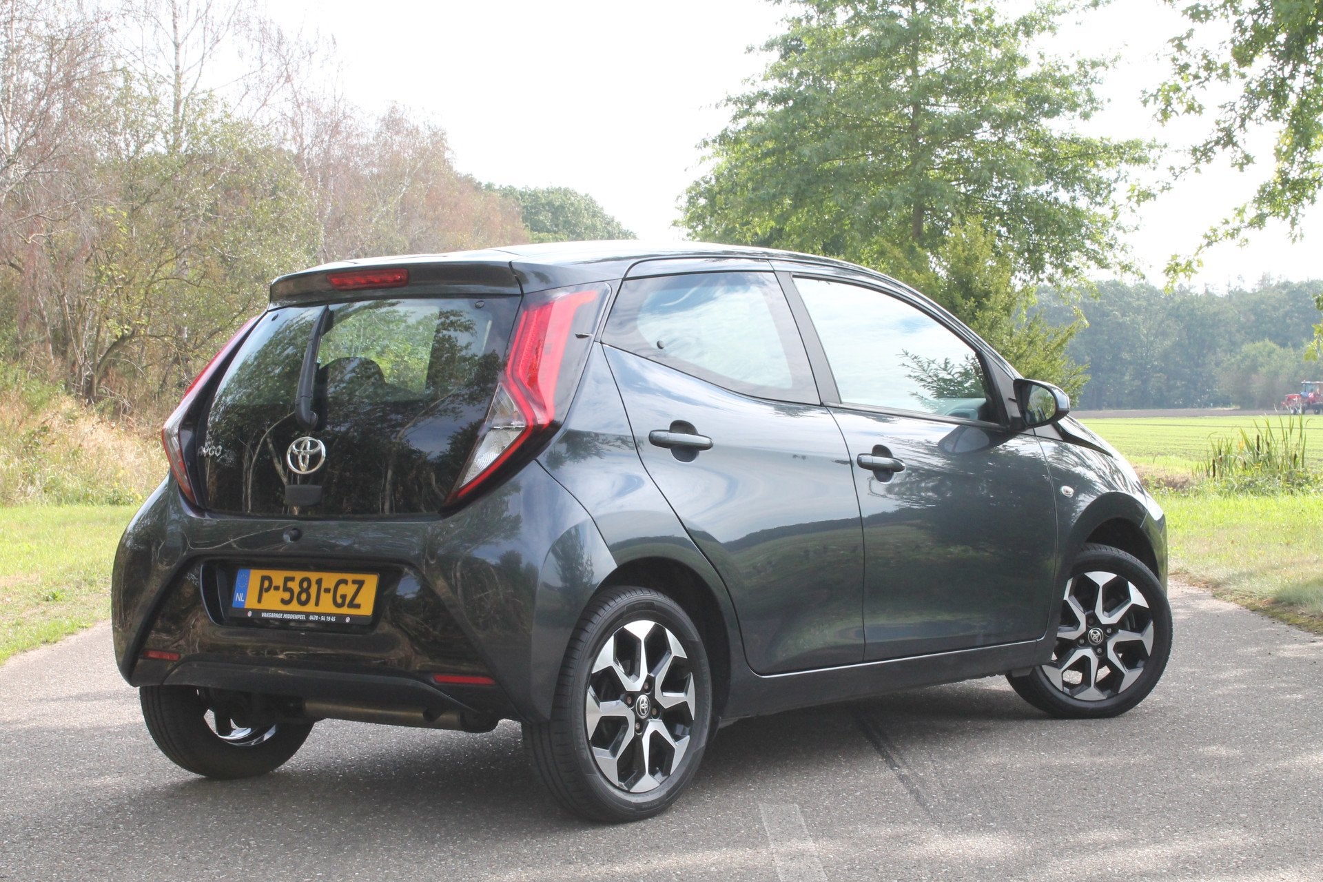 Toyota Aygo 1.0 VVT-i X-Joy | Carplay | Cruise (bj 2020), Auto's, Voorwielaandrijving, 12 maanden, Stof, Gebruikt