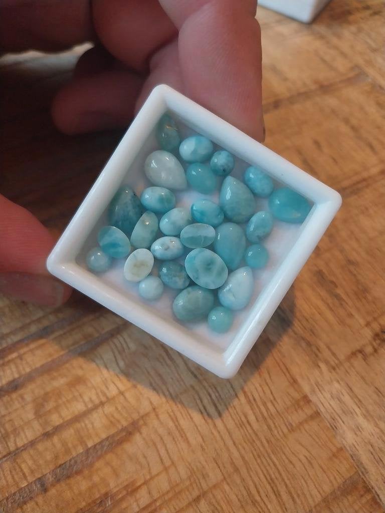 Larimar cabochons rond ovaal peer, Ophalen of Verzenden, Zo goed als nieuw