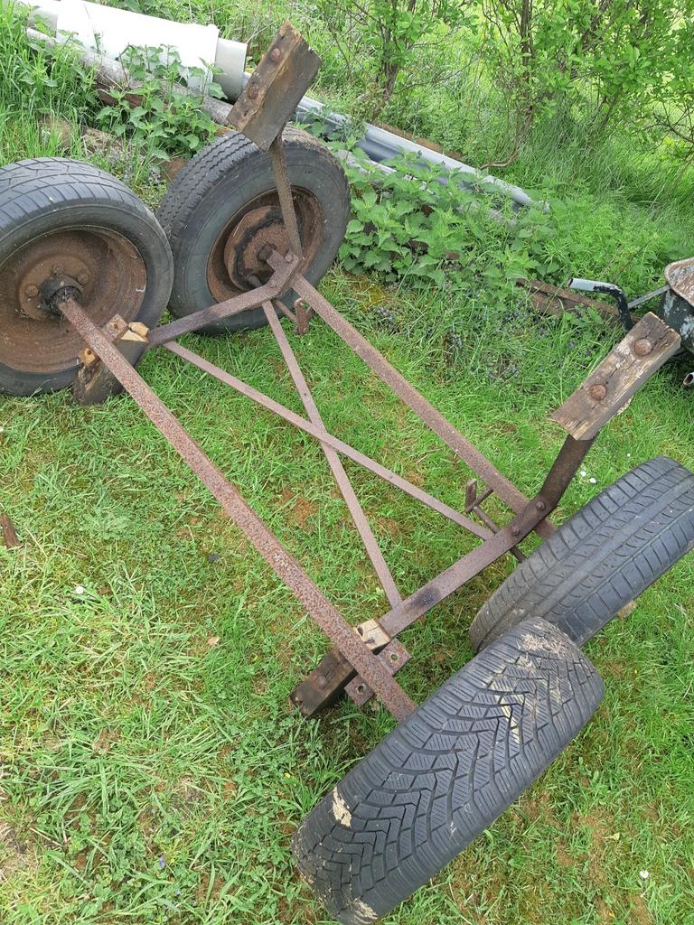 2 onderstel, assen van platte wagen, Ophalen, Gebruikt