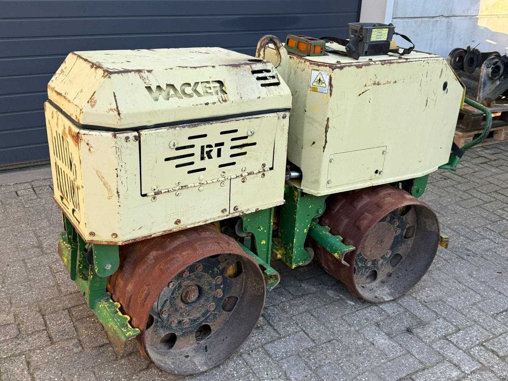 Wacker RT trilwals, Wiellader of Shovel