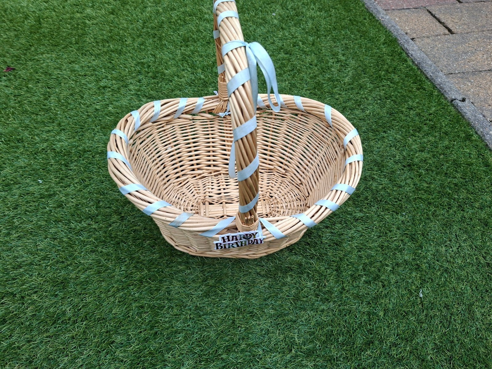 rieten traktatie mand, Hobby en Vrije tijd, Ophalen, Gebruikt