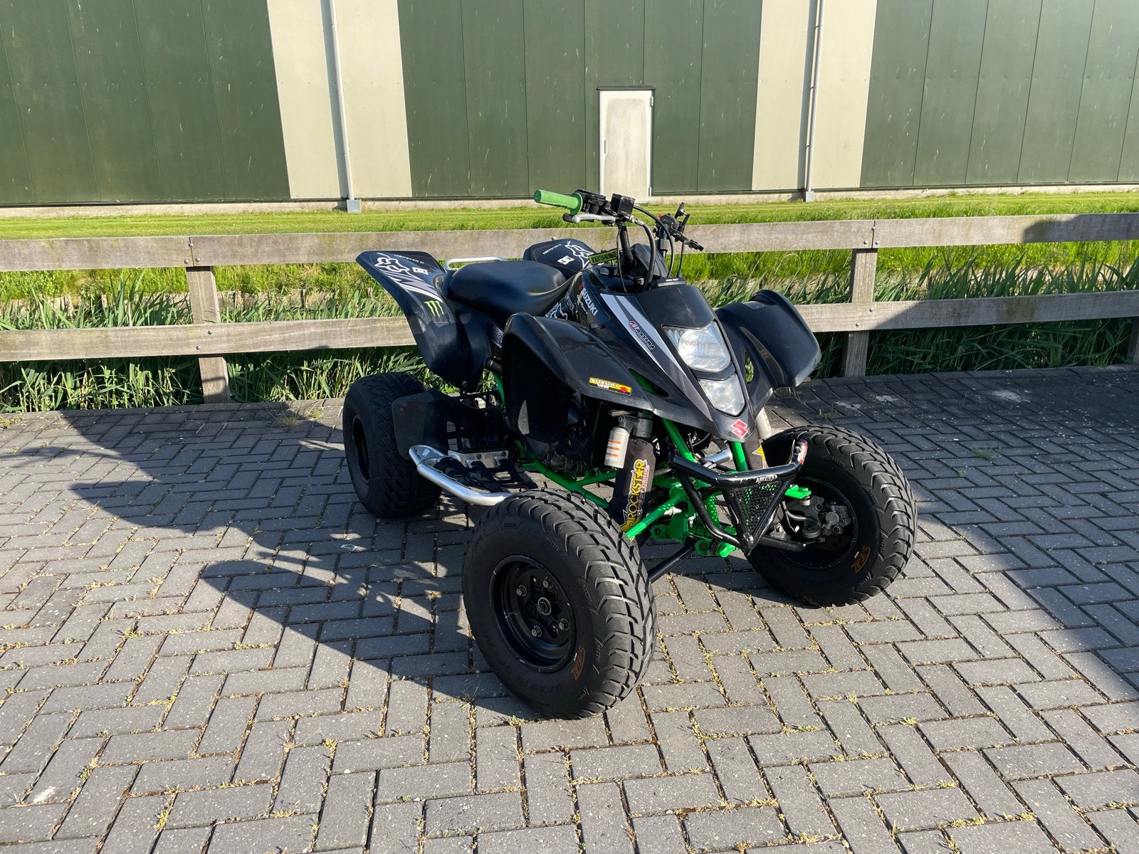 Suzuki LTZ 400 Quad, 400 cc, 1 cilinder, 12 t/m 35 kW