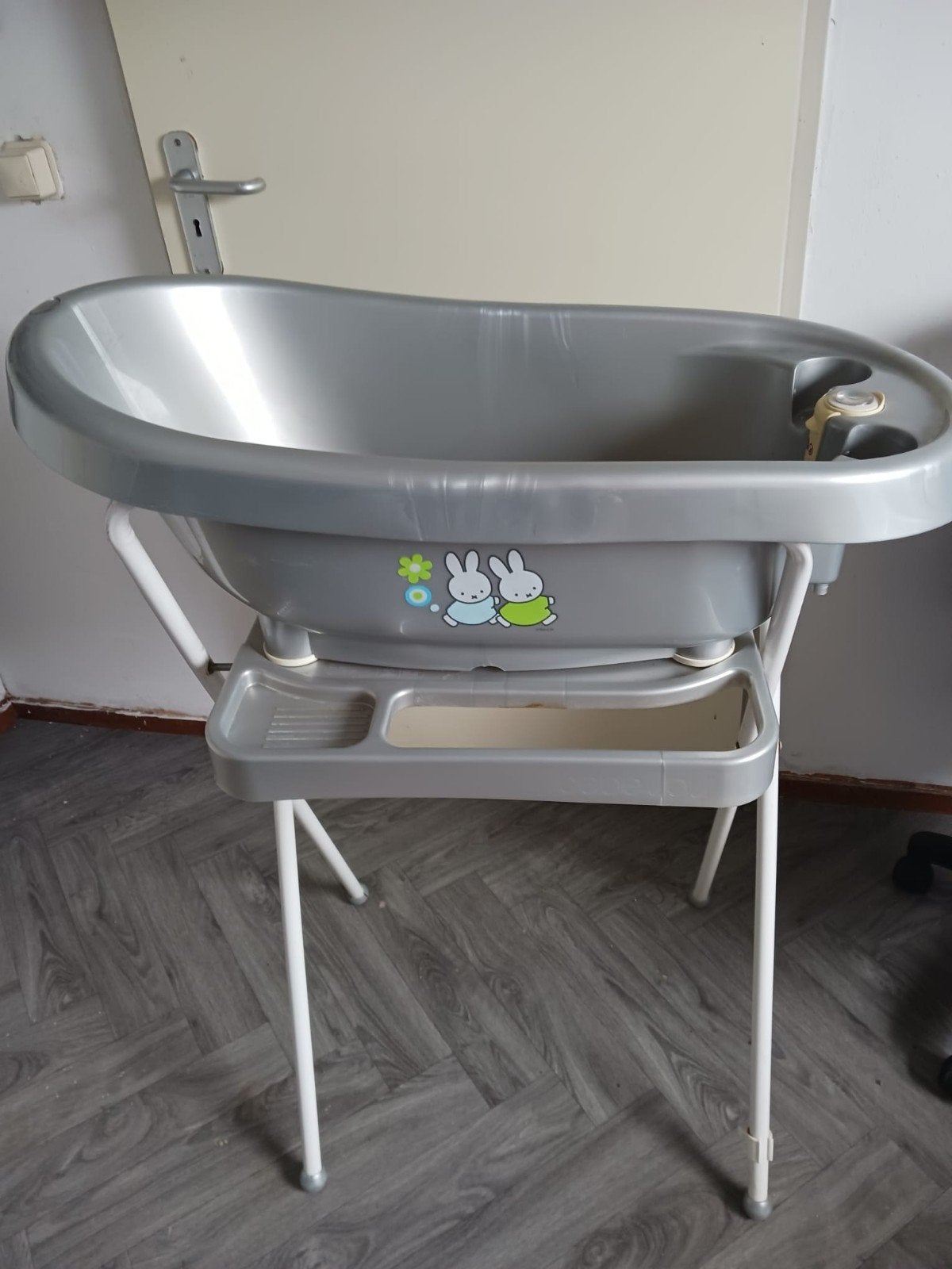 Baby badje met standaard en thermometer, Kinderen en Baby's, Badjes en Verzorging, Gebruikt, Badje, Standaard, Ophalen
