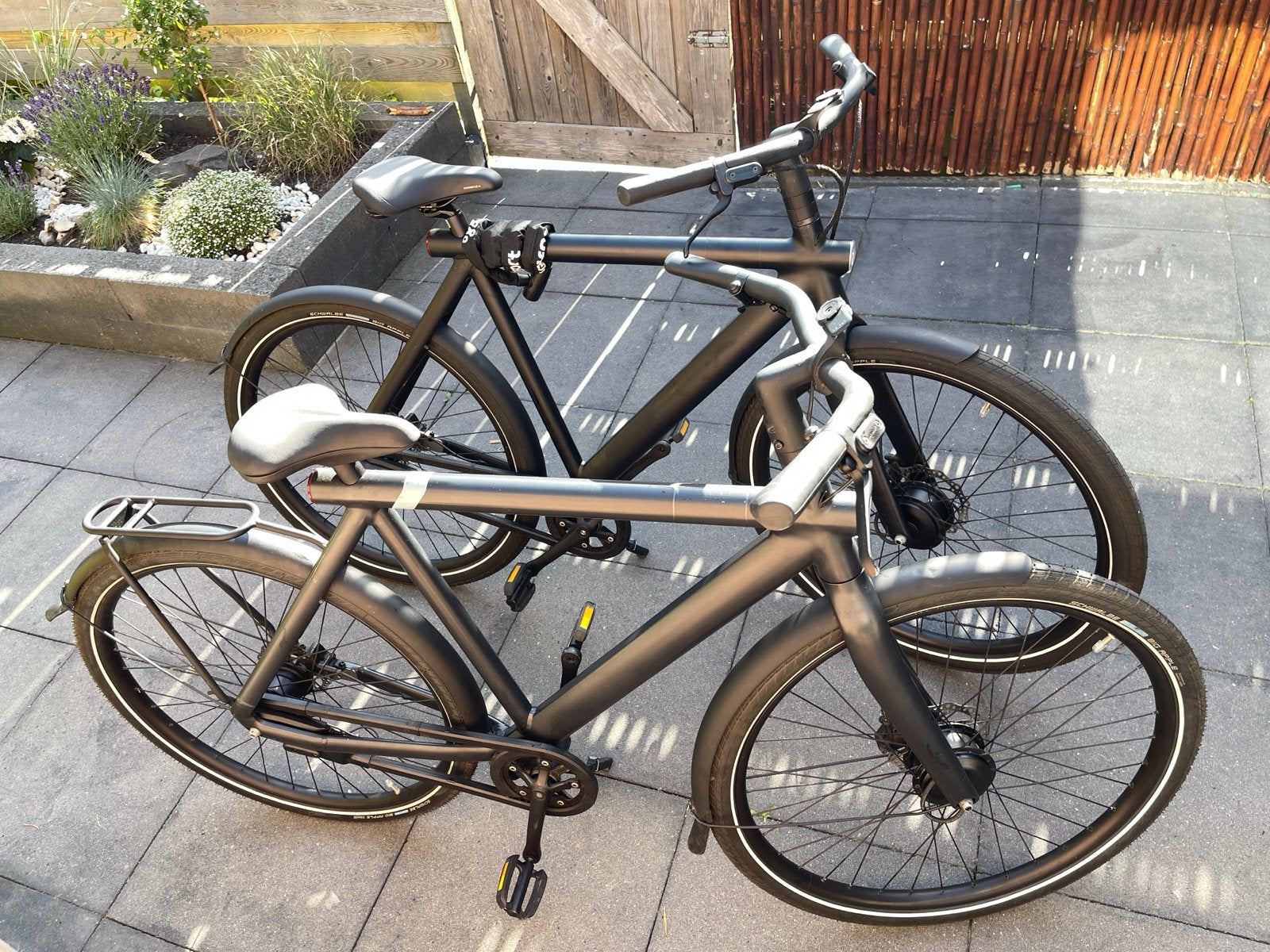 X2 VanMoof S3  Zo goed als nieuw (2020-2021)Extra onderdelen, Fietsen en Brommers, Fietsen | Heren | Herenfietsen, Zo goed als nieuw