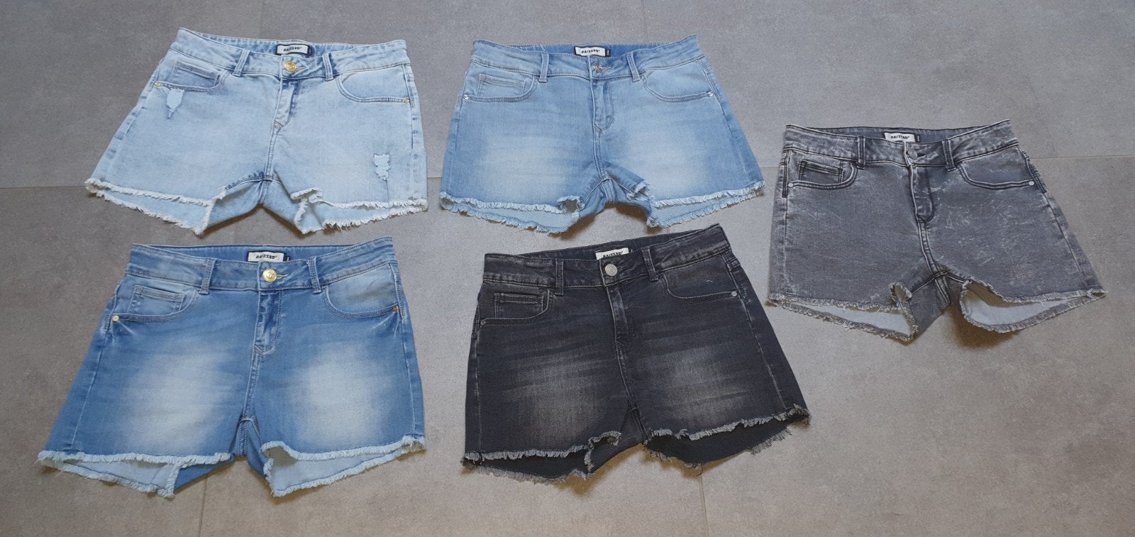5x raizzed meisjes jeansshort maat 164, Kinderen en Baby's, Kinderkleding | Maat 164, Ophalen, Zo goed als nieuw, Meisje, Broek