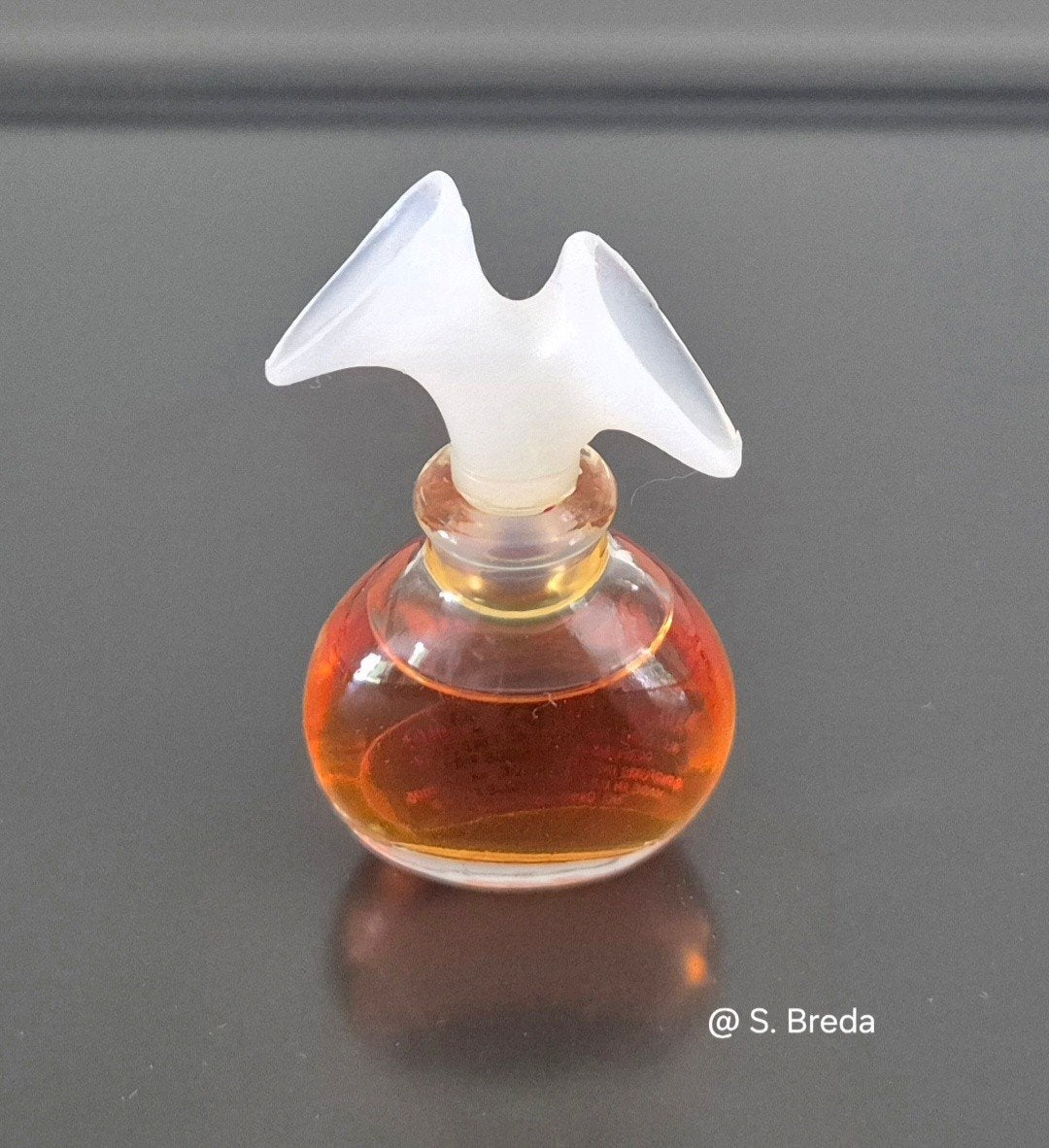 Chloe - Classic - pure parfum extrait miniatuur, Ophalen of Verzenden, Zo goed als nieuw, Miniatuur, Gevuld