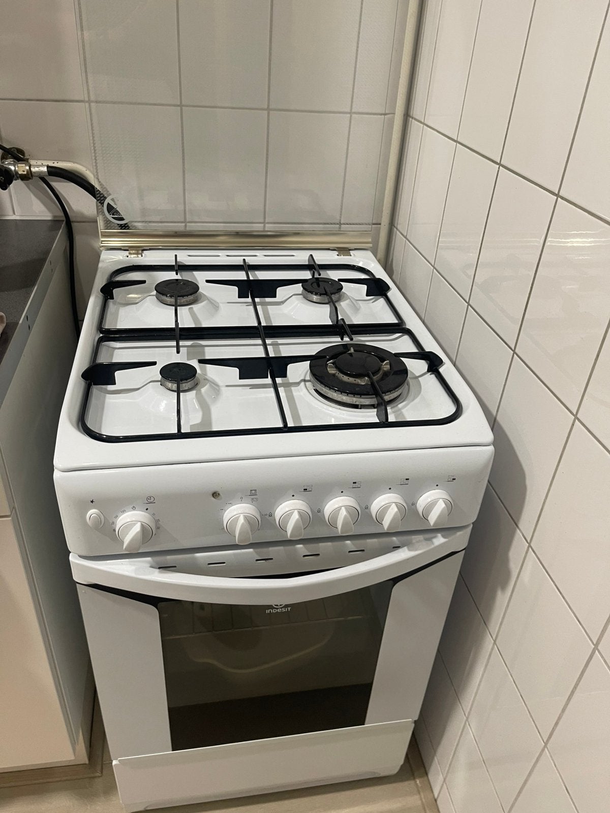 Gasfornuis, Ophalen, 4 kookzones, Zo goed als nieuw, Gas