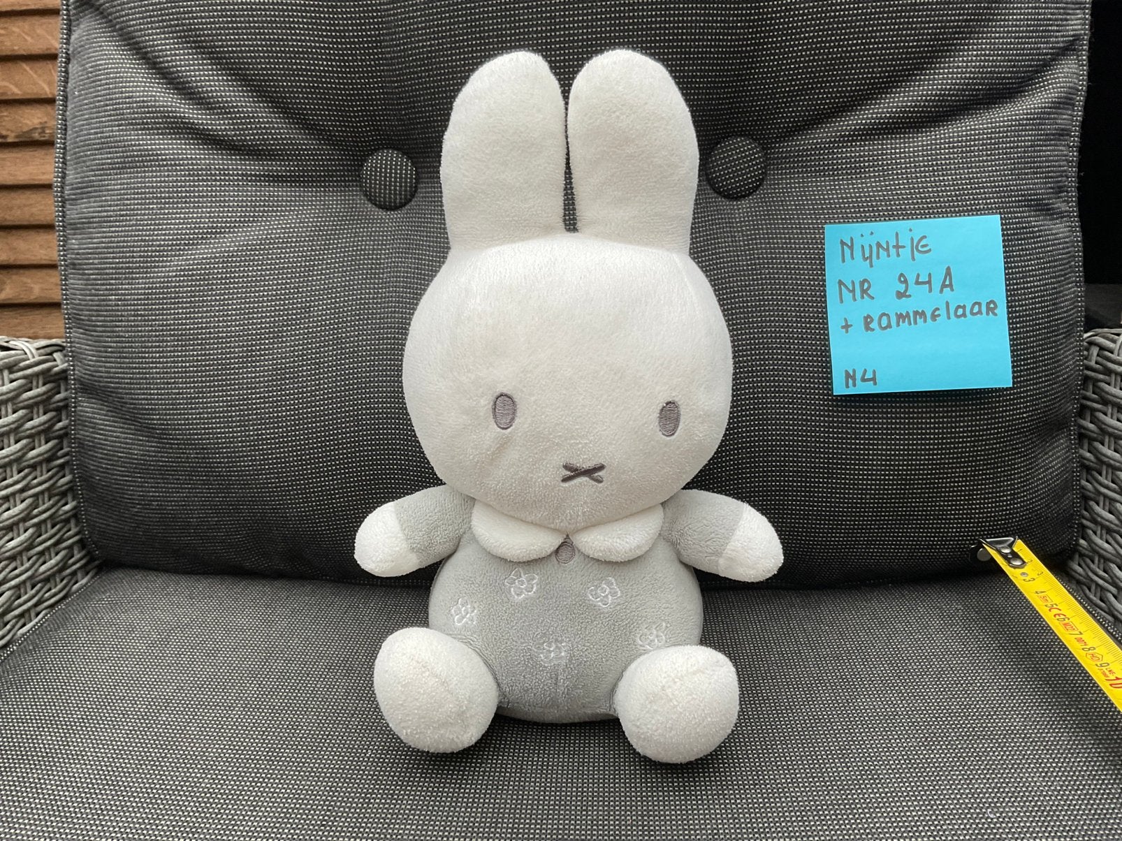 Zgan, niet kapot, Nijntje knuffel en rammelaar 25cm, Kinderen en Baby's, Kraamcadeaus en Geboorteborden, Ophalen, Zo goed als nieuw