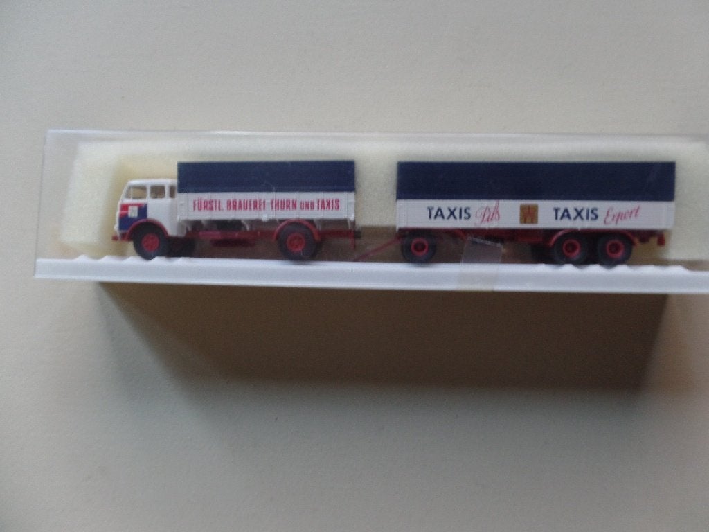 MAN vrachtwagen/aanhanger Taxi pils Brekina  , Hobby en Vrije tijd, Verzenden, Nieuw, Bus of Vrachtwagen, Brekina