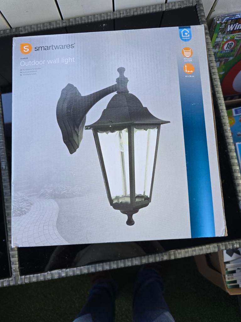 Buitenantaarn aluminium NIEUW, Tuin en Terras, Buitenverlichting, Minder dan 50 watt, Wandlamp, Ophalen of Verzenden, Netvoeding