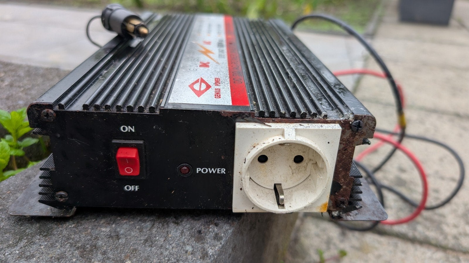 Genius Power DC naar AC Omvormer 600W, Ophalen of Verzenden