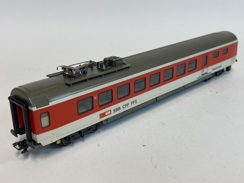 ** NIEUWSTAAT ** Märklin 42172 ** PERSONENRIJTUIG SBB **, Wisselstroom, Wagon, Ophalen of Verzenden, Zo goed als nieuw