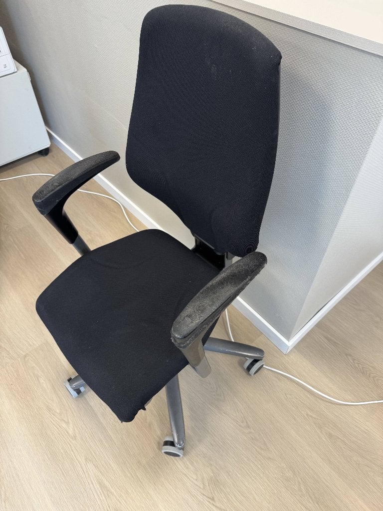 Giroflex Bureaustoel, Huis en Inrichting, Bureaustoelen, Ophalen, Gebruikt, Zwart, Bureaustoel