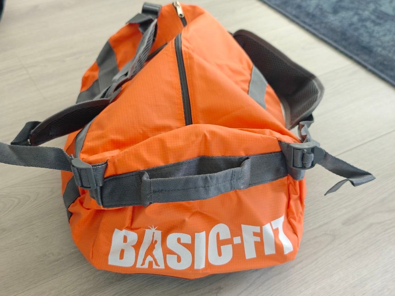 Basic-Fit sporttas - Oranje met grijs, Ophalen of Verzenden