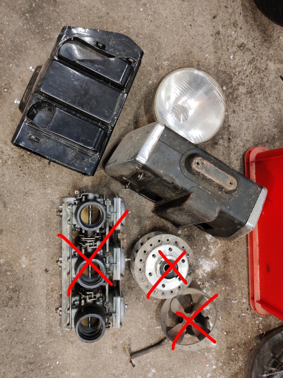 Allerlei onderdelen Suzuki GT750, Motoren, Ophalen, Gebruikt