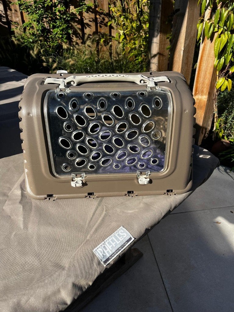 Stevige katten reismand / transportbox met handgreep, Dieren en Toebehoren, Ophalen, Gebruikt