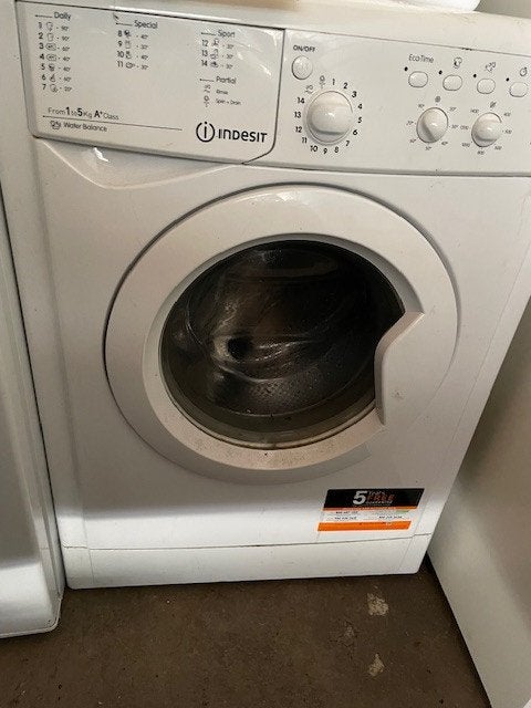 INDESIT IWC 51451 EU wasmachine Voorbelading 5 kg 1400 RPM, Ophalen, 1200 tot 1600 toeren, Gebruikt, 4 tot 6 kg