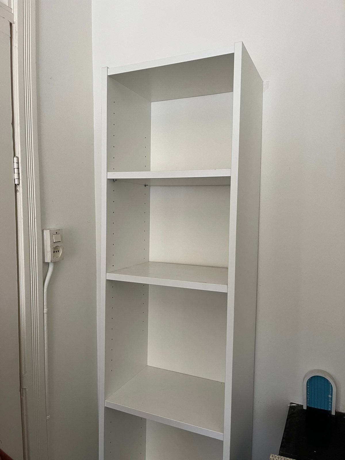Smalle Billy ikea kast, Huis en Inrichting, Kasten | Boekenkasten, Ophalen, Zo goed als nieuw, 25 tot 50 cm