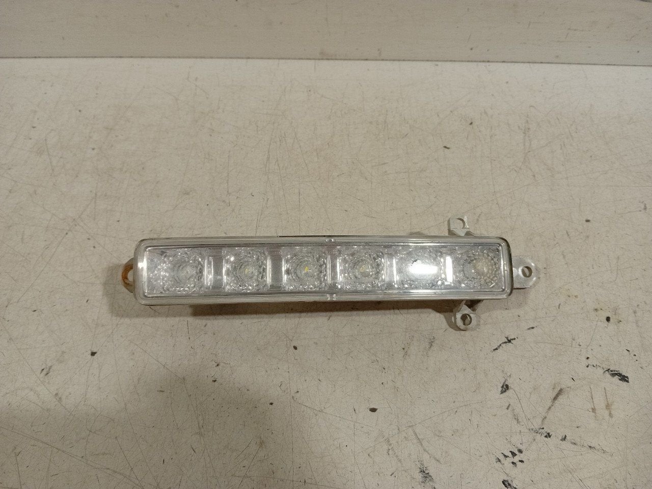 Dagrijverlichting links voor Peugeot 108, Onderdelen@venauto.nl, Van der Ven Autorecycling B.V., Gebruikt, Ettenseweg 76, 4706 PB Roosendaal, The Netherlands