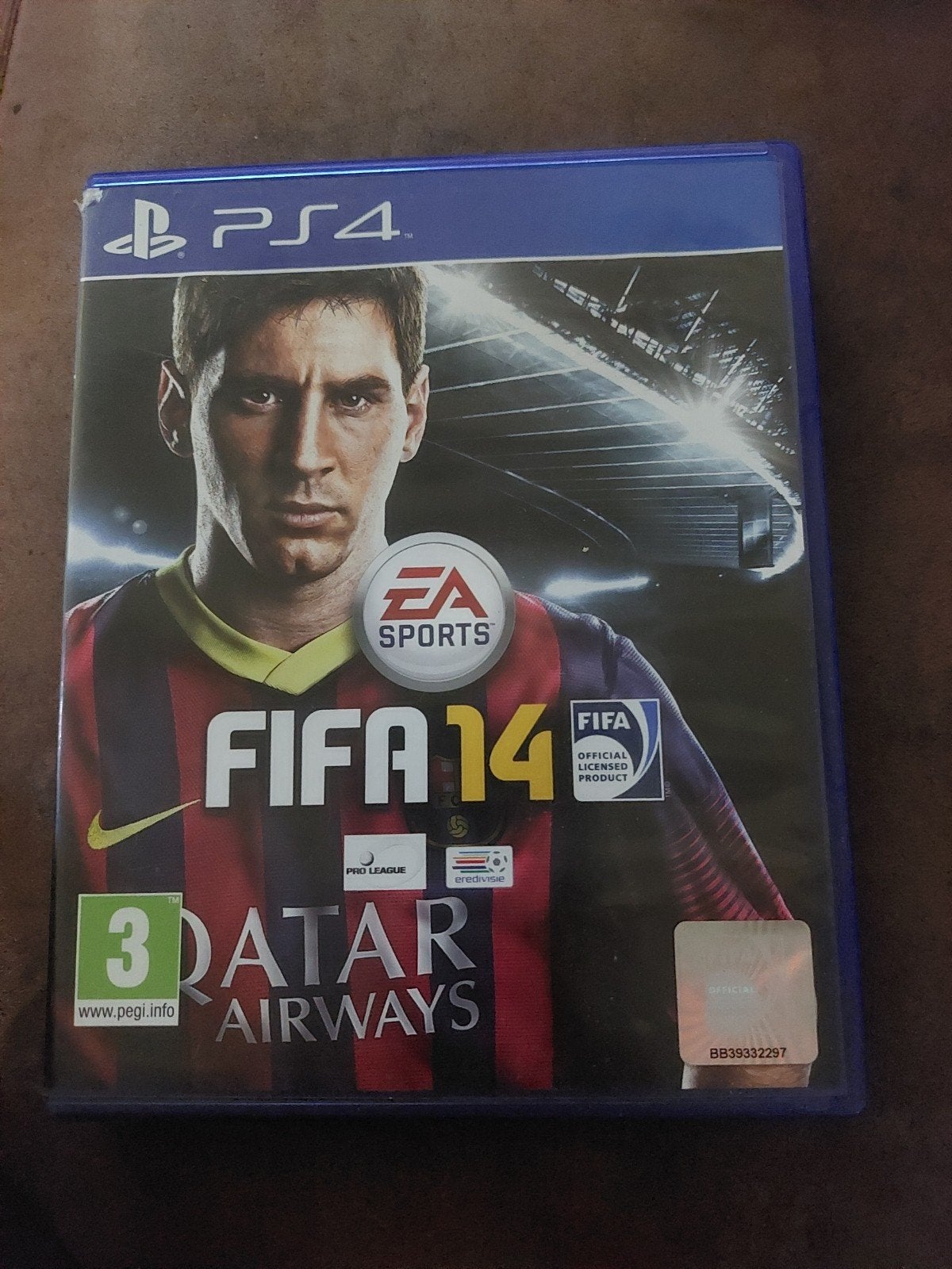 FIFA 14 PS4 - Voetbalgame met Messi op de cover, Gebruikt, Ophalen of Verzenden, Eén computer, Sport