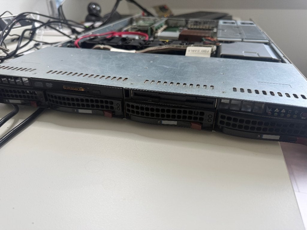 Supermicro 1U 6015B server, X7DBR-3, IPMI, 4xhot-swap, Xeon, Gebruikt, Hot swappable onderdelen, Ophalen of Verzenden, Minder dan 4 GB