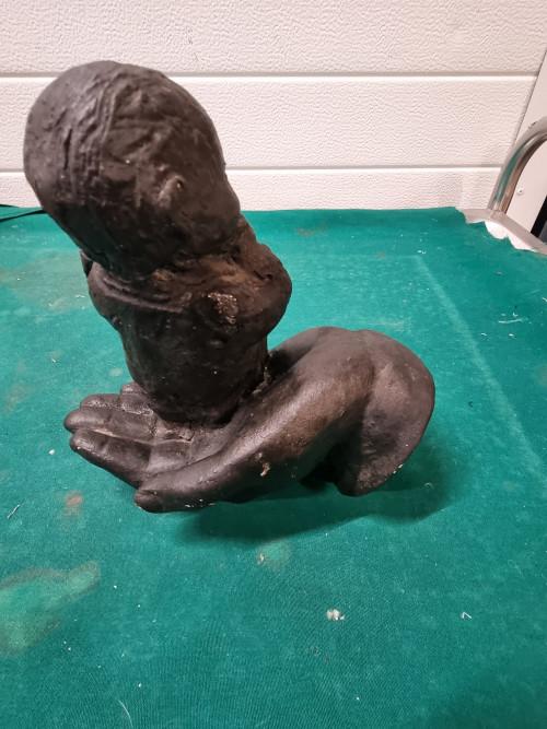 beeld kunstwerk kind op hand geert kunen, Verzamelen, Ophalen of Verzenden
