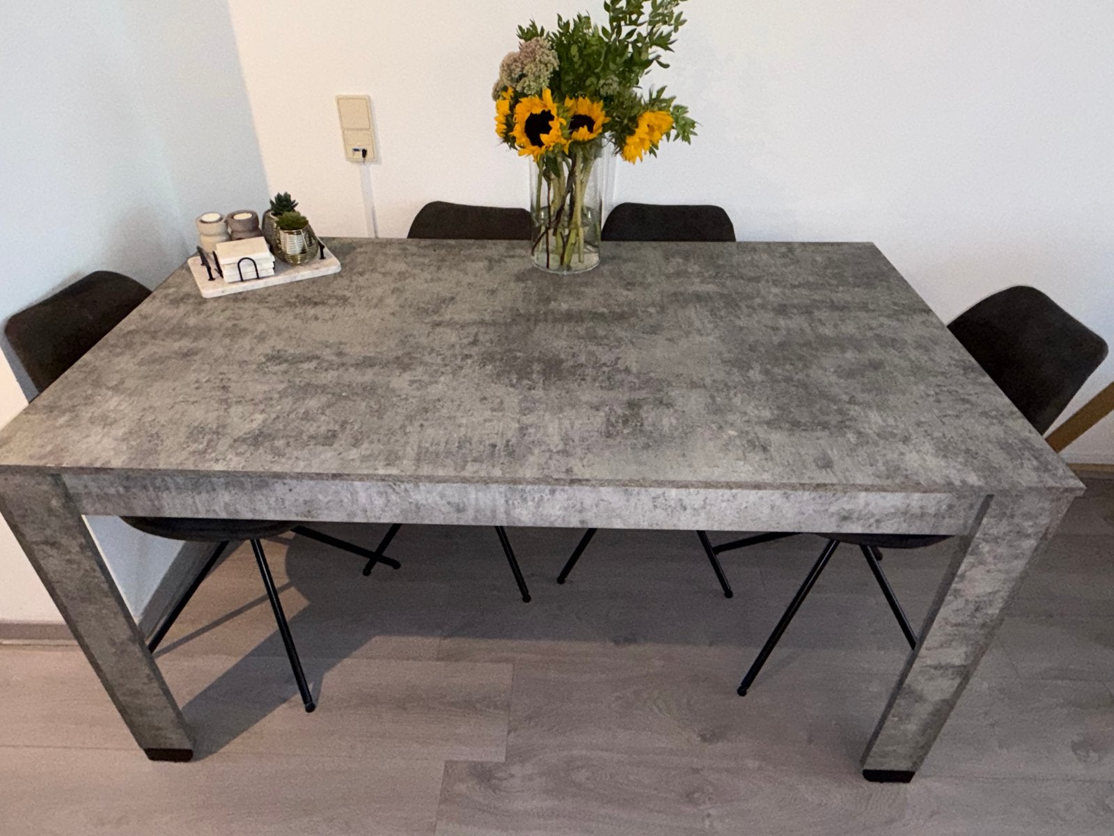 Eettafel met betonlook - 160x90 cm, Ophalen, Overige materialen, Gebruikt, 50 tot 100 cm