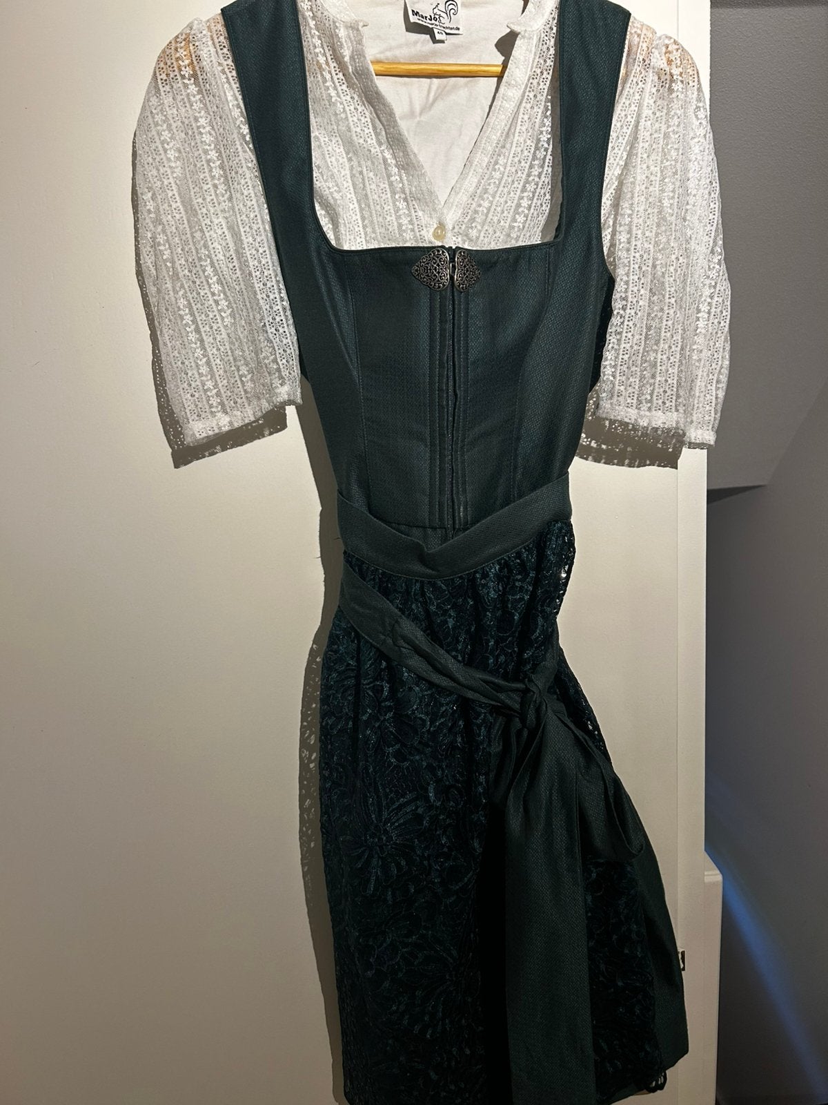 Dirndl jurk met blousje, maat 40, Kleding | Dames, Ophalen of Verzenden, Zo goed als nieuw, Maat 38/40 (M), Overige thema's