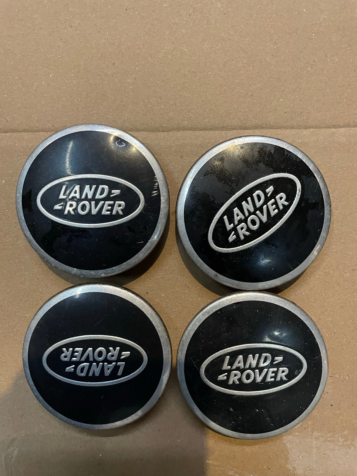 Land Rover Naafdoppen Set van 4 - Gebruikt 62mm, Ophalen of Verzenden, Gebruikt