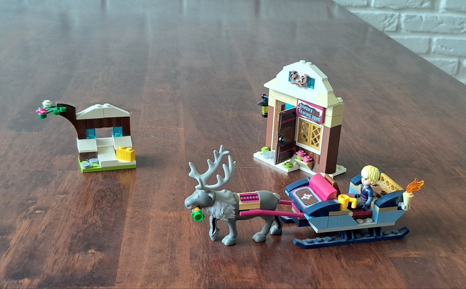 Lego Disney Princess 41066 Anna & Kristoff's Slede Avontuur, Ophalen, Compleet, Lego, Zo goed als nieuw