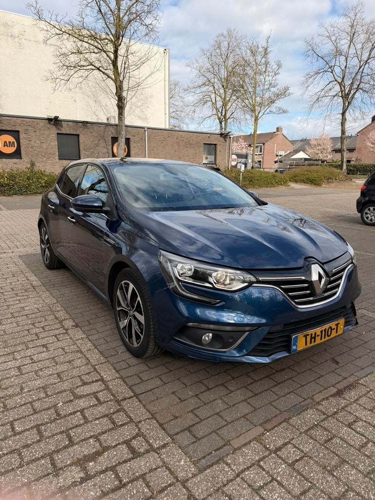 Renault Mégane 1.3 Energy TCe Bose 140pk 2018 Blauw, Auto's, Voorwielaandrijving, 4 cilinders, Blauw, Origineel Nederlands
